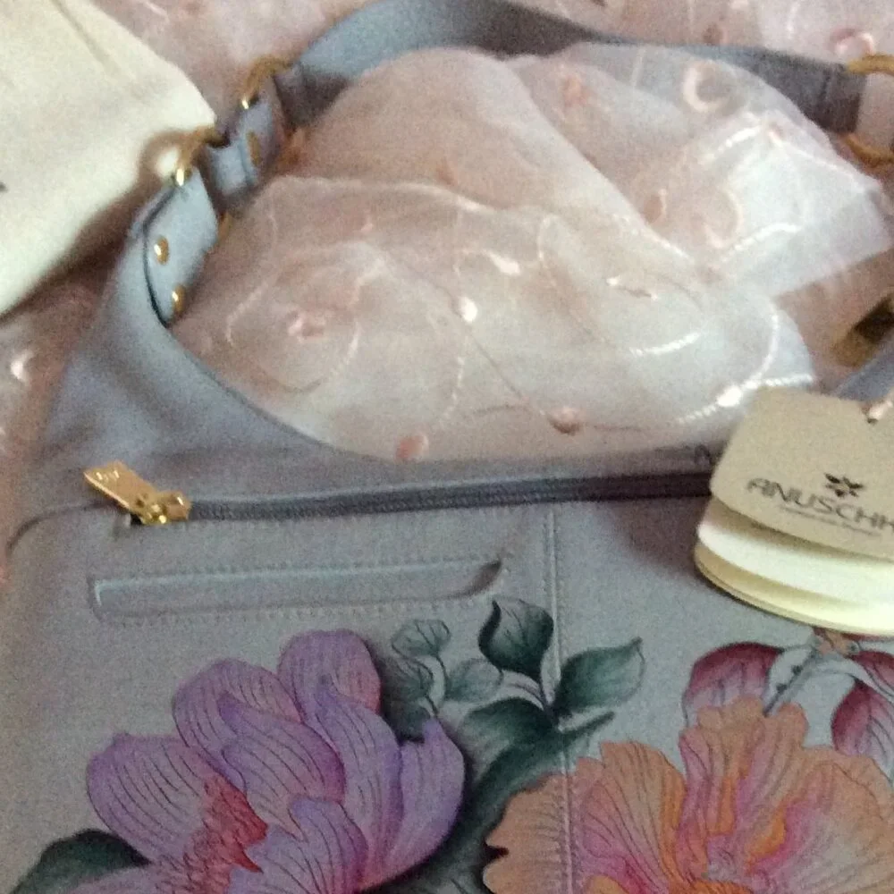 Brand New Gorgeous Anuschka Genuine Leather Hobo in Bel Fiori design - Picture 8 of 11